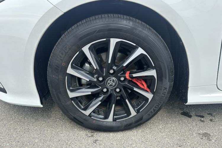 Used Toyota Corolla 2026 Model 1.8L Dual-Engine Elite Edition Exterior 9