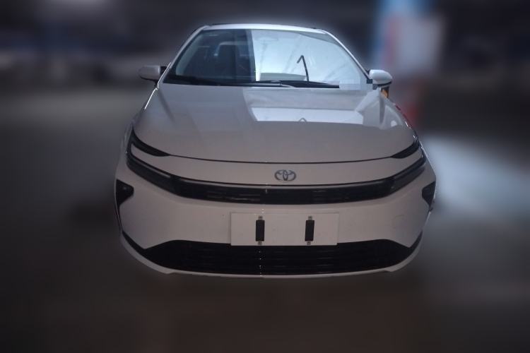 Used Toyota Corolla 2026 Model 1.8L Dual-Engine Pioneer Edition Front