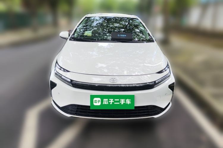 Used Toyota Corolla 2026 Model 1.8L Dual-Engine Elite Edition Front