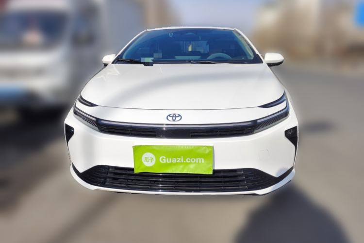 Used Toyota Corolla 2026 Model 1.8L Dual-Engine Elite Edition Front