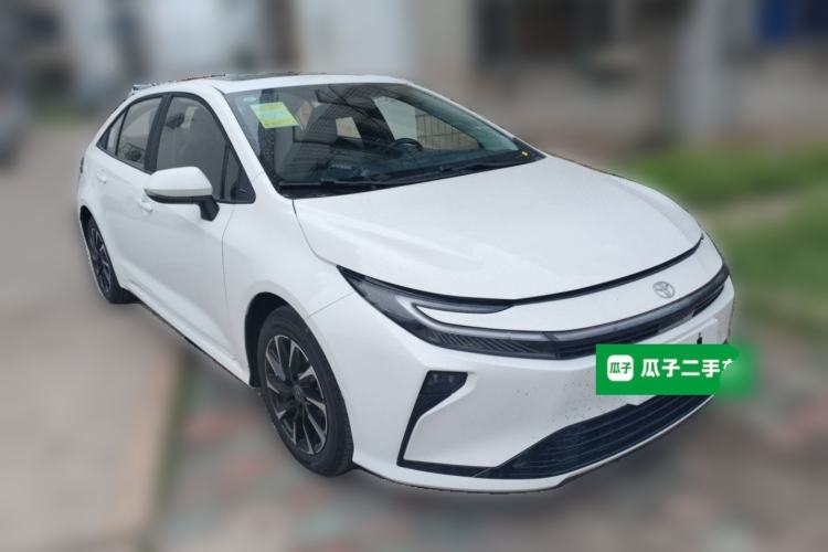 Used Toyota Corolla 2026 Model 1.8L Dual-Engine Elite Edition Front Right 45 Deg