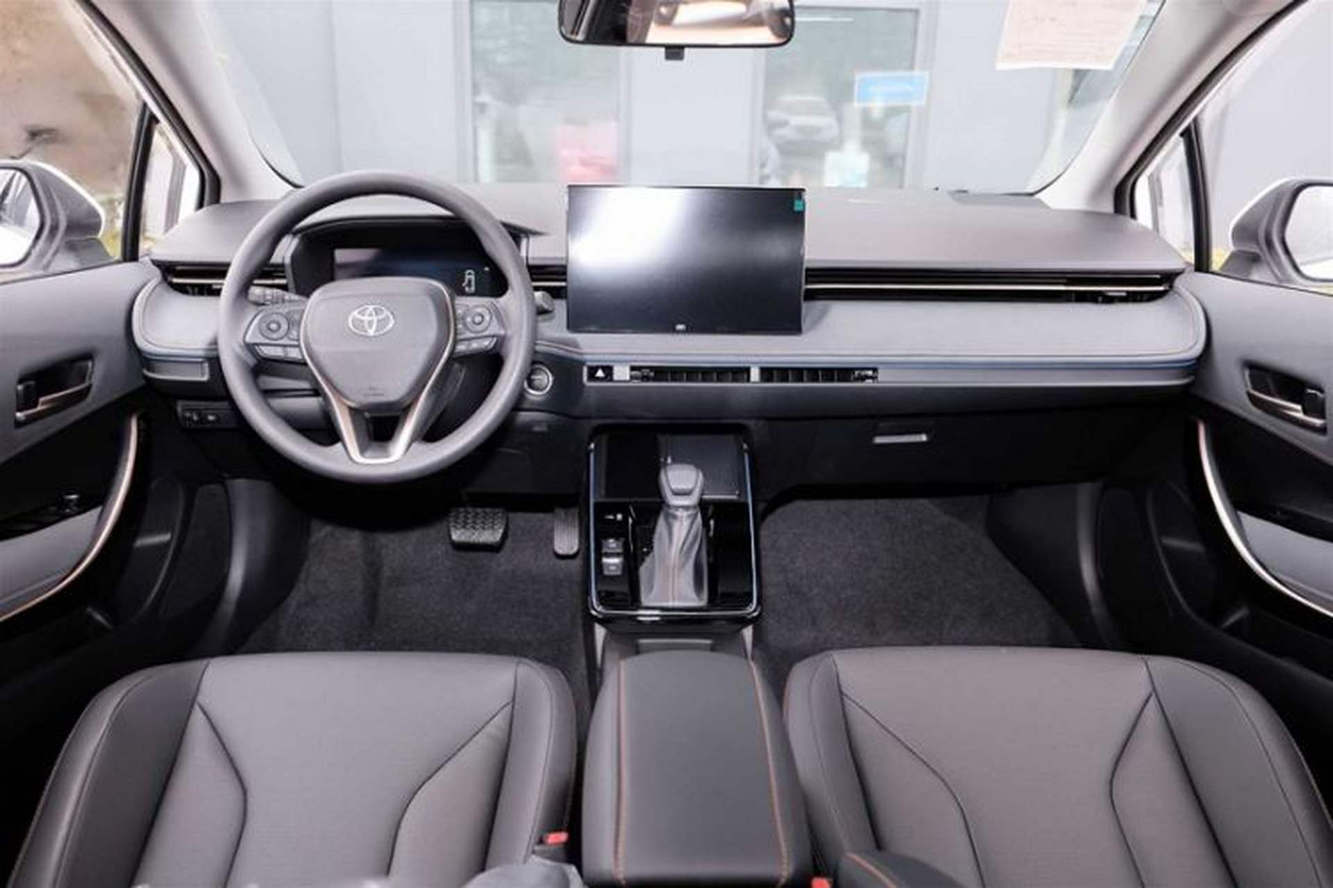 Used Toyota Corolla 2026 Model 1.8L Dual-Engine Elite Edition Interior 1