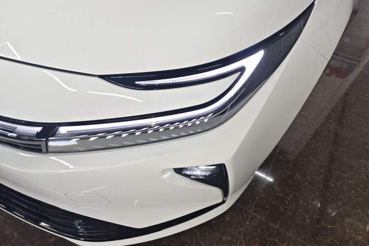 Used Toyota Corolla 2026 Model 1.8L Dual-Engine Elite Edition Left Front Headlight