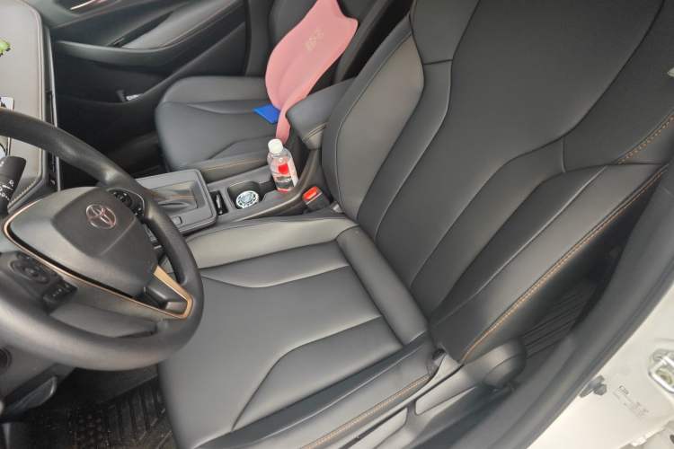 Used Toyota Corolla 2026 Model 1.8L Dual-Engine Pioneer Edition Left Front Seat