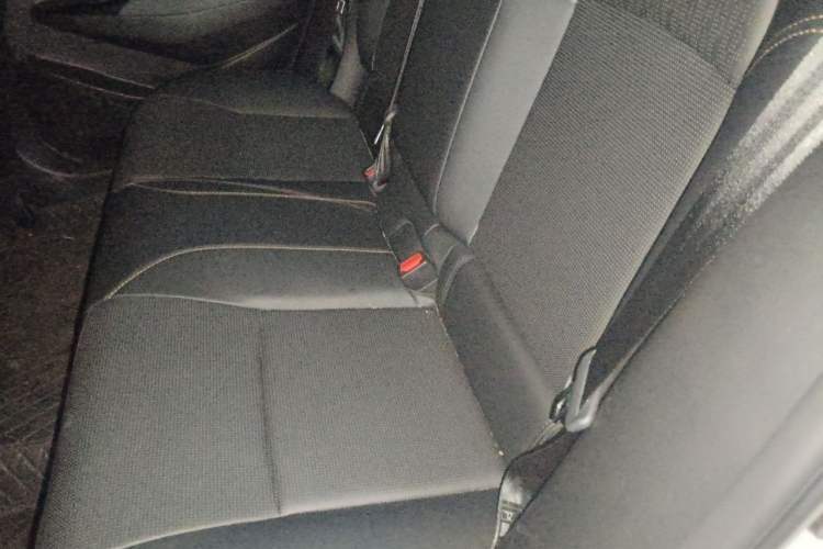 Used Toyota Corolla 2026 Model 1.8L Dual-Engine Elite Edition Left Rear Seat