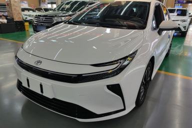 Used Toyota Corolla 2026 Model 1.8L Dual-Engine Elite Edition