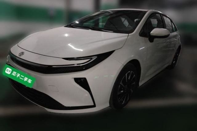 Used Toyota Corolla 2026 Model 1.8L Dual-Engine Elite Edition