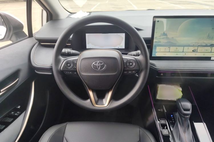 Used Toyota Corolla 2026 Model 1.8L Dual-Engine Elite Edition Steering Wheel