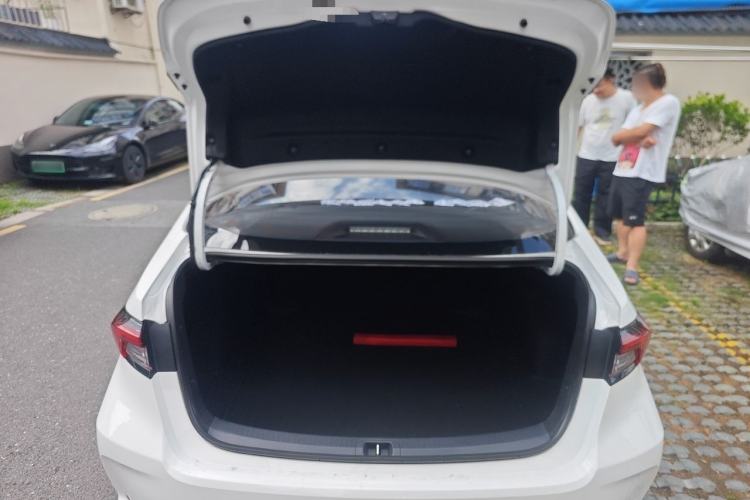 Used Toyota Corolla 2026 Model 1.8L Dual-Engine Pioneer Edition Trunk