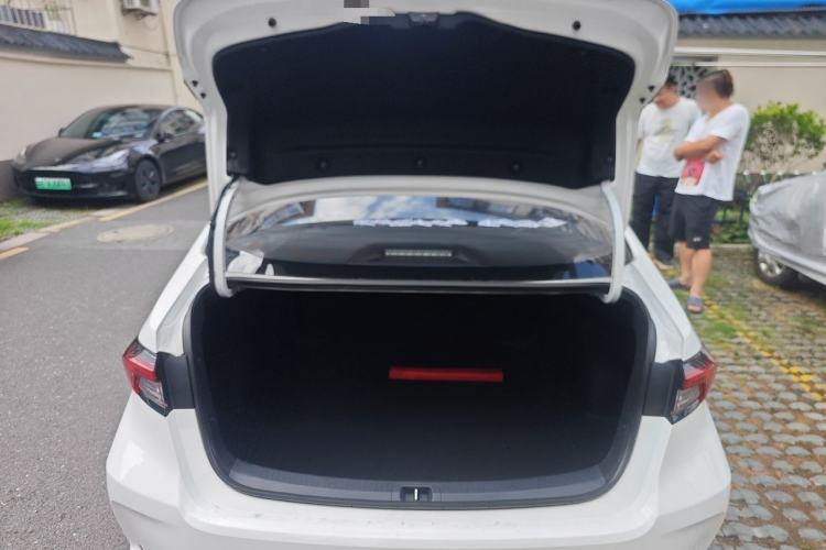 Used Toyota Corolla 2026 Model 1.8L Dual-Engine Pioneer Edition Trunk