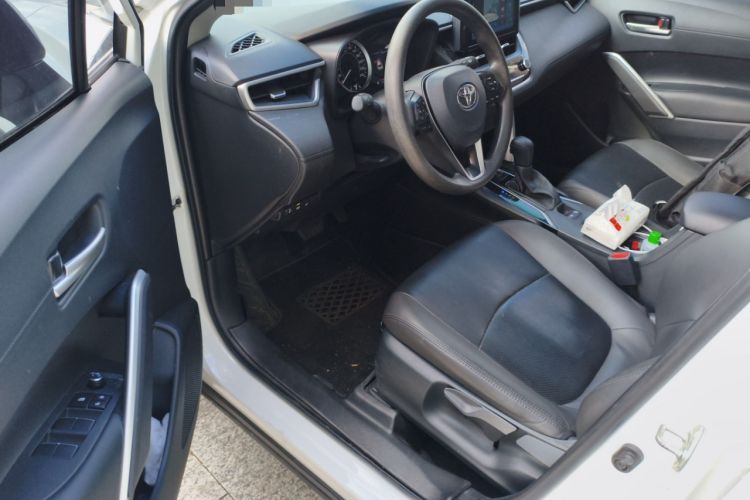 Used Toyota Corolla Cross 2022 2.0L Luxury Edition Driver Seat