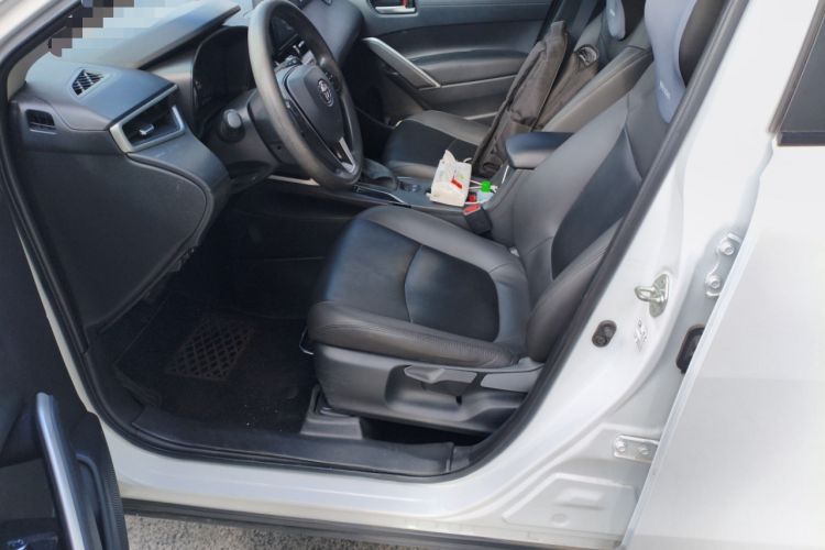 Used Toyota Corolla Cross 2022 2.0L Luxury Edition Left Front Seat
