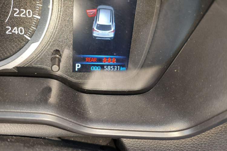 Used Toyota Corolla Cross 2022 2.0L Luxury Edition Odometer Close Up