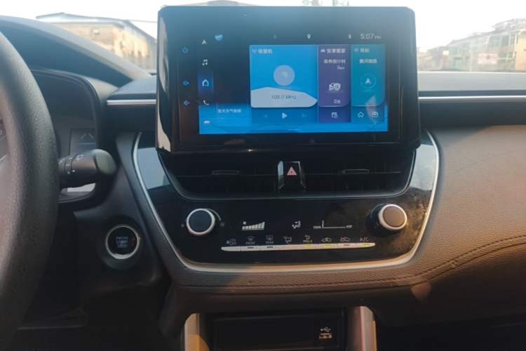 Used Toyota Corolla Cross 2022 2.0L Elite Edition Audio And AC Panel