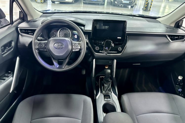 Used Toyota Corolla Cross 2022 2.0L Elite Edition Audio And AC Panel