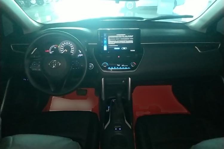 Used Toyota Corolla Cross 2022 2.0L Elite Edition Center Console