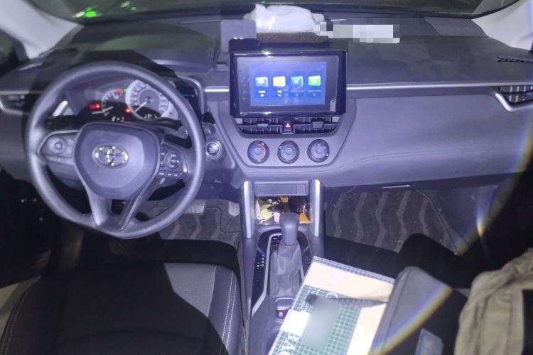 Used Toyota Corolla Cross 2022 2.0L Pioneer Edition Center Console