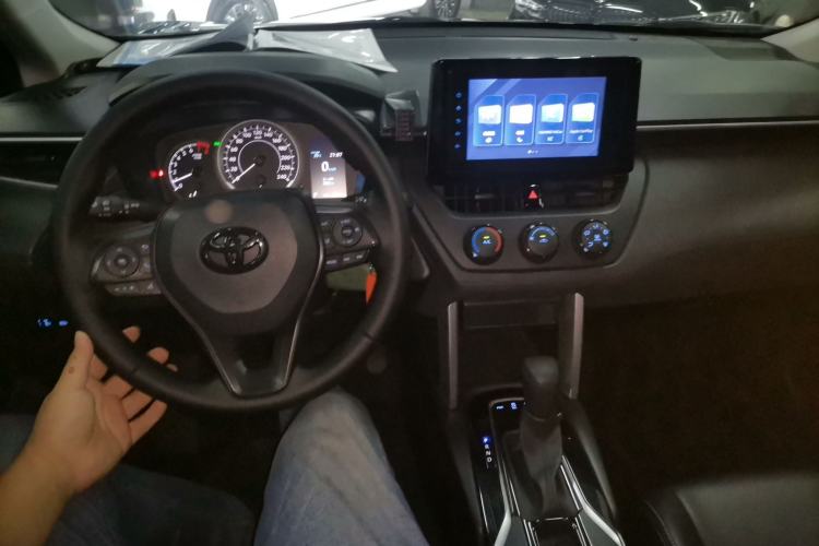 Used Toyota Corolla Cross 2022 2.0L Pioneer Edition Center Console