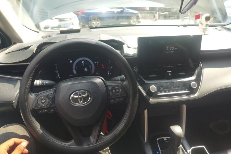 Used Toyota Corolla Cross 2022 2.0L Flagship Edition Center Console