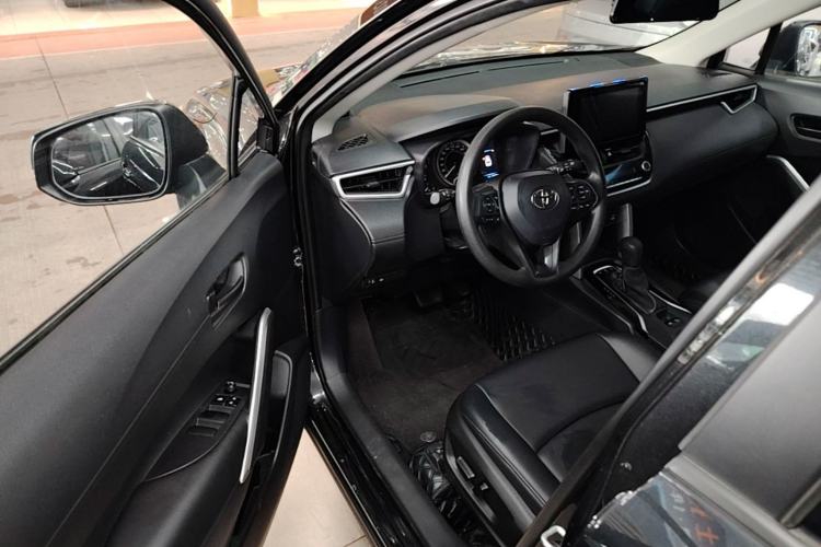 Used Toyota Corolla Cross 2022 2.0L Elite Edition Driver Seat