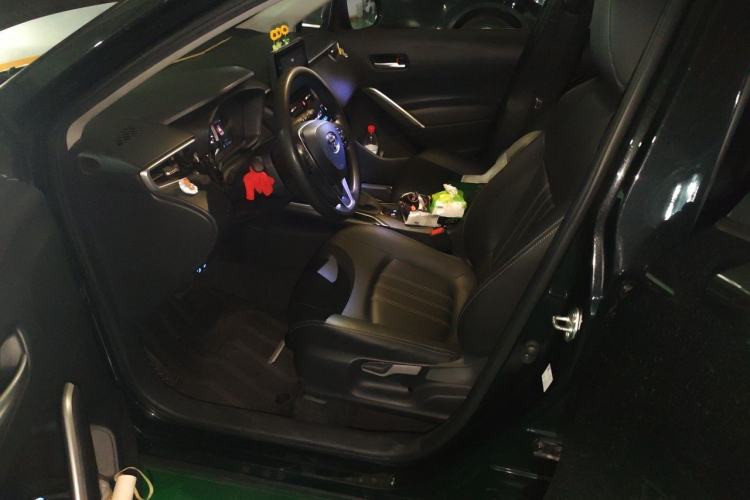 Used Toyota Corolla Cross 2022 2.0L Luxury Edition Driver Seat