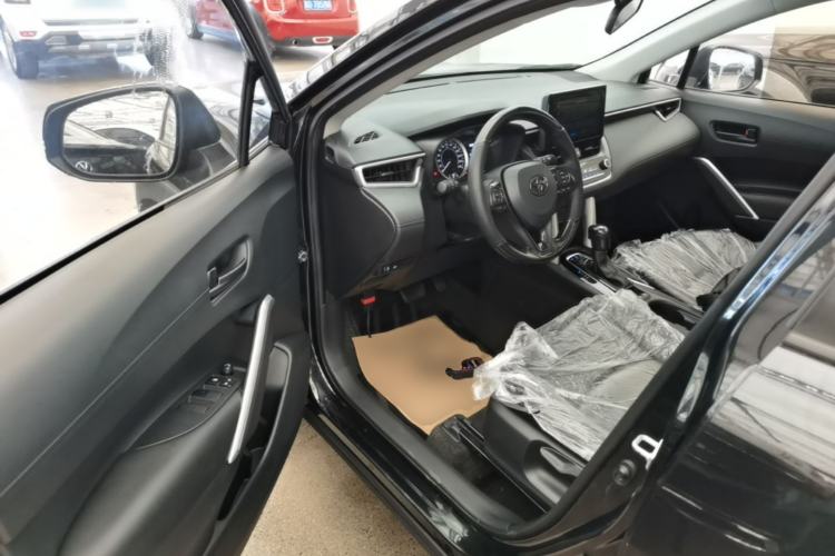 Used Toyota Corolla Cross 2022 2.0L Elite Edition Driver Seat