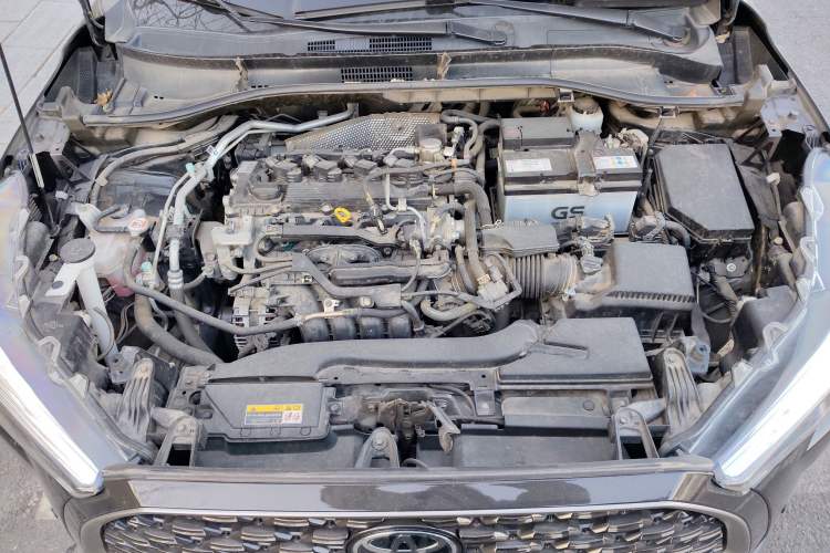 Used Toyota Corolla Cross 2022 2.0L Luxury Edition Engine Bay