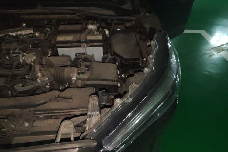 Used Toyota Corolla Cross 2022 2.0L Luxury Edition Engine Bay Left