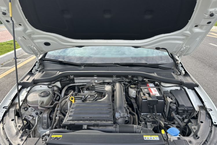 Used Toyota Corolla Cross 2022 2.0L Elite Edition Engine Bay