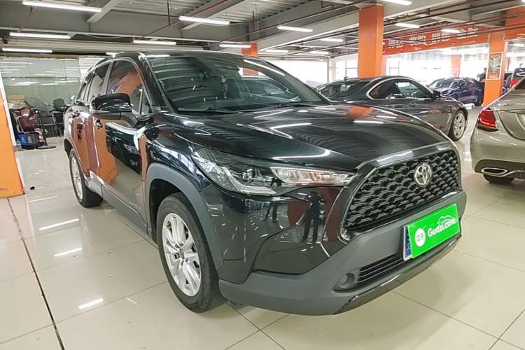 Used Toyota Corolla Cross 2022 2.0L Pioneer Edition Front Right 45 Deg