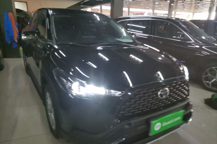 Used Toyota Corolla Cross 2022 2.0L Pioneer Edition Front Right 45 Deg