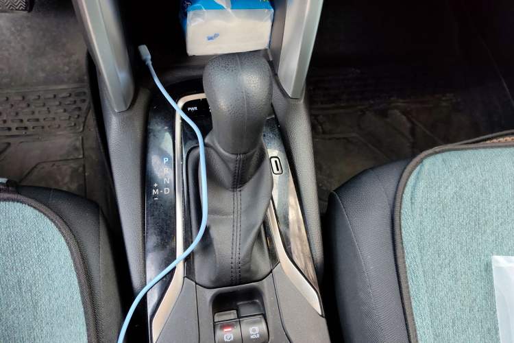 Used Toyota Corolla Cross 2022 2.0L Luxury Edition Gear Lever
