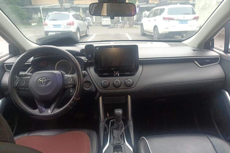 Used Toyota Corolla Cross 2022 2.0L Pioneer Edition Headliner