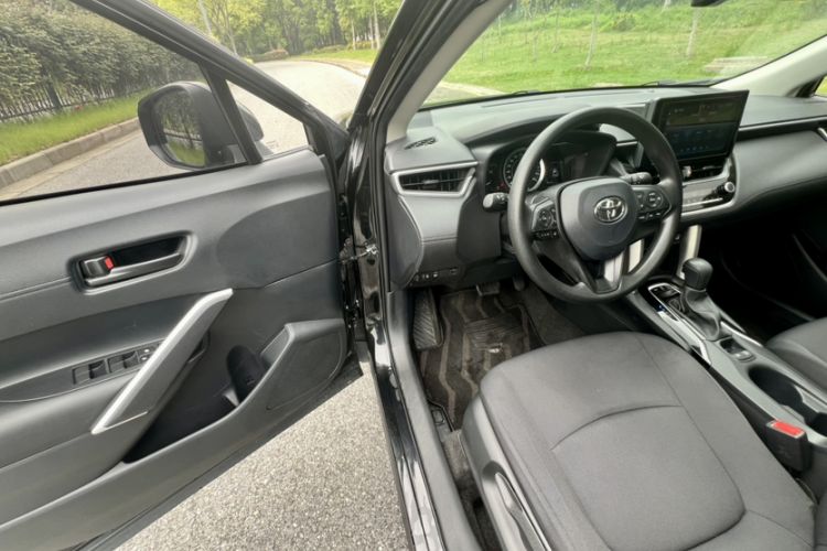 Used Toyota Corolla Cross 2022 2.0L Elite Edition Interior 1