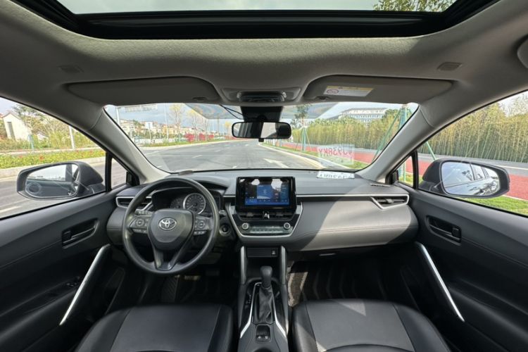 Used Toyota Corolla Cross 2022 2.0L Elite Edition Interior 2