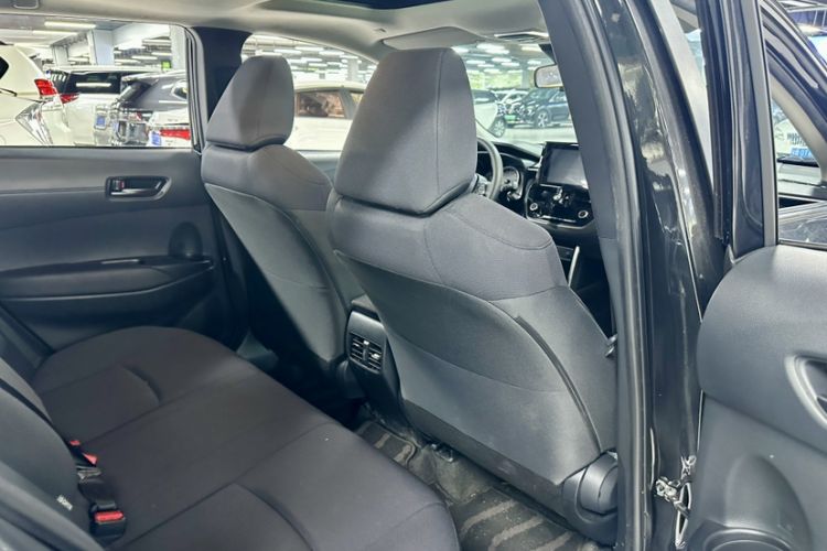 Used Toyota Corolla Cross 2022 2.0L Elite Edition Interior 3