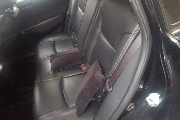 Used Toyota Corolla Cross 2022 2.0L Pioneer Edition Interior 4