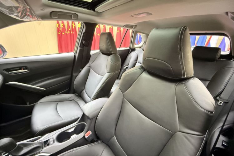 Used Toyota Corolla Cross 2022 2.0L Luxury Edition Interior 5