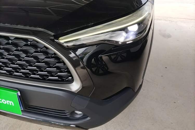 Used Toyota Corolla Cross 2022 2.0L Deluxe Edition Left Front Headlight