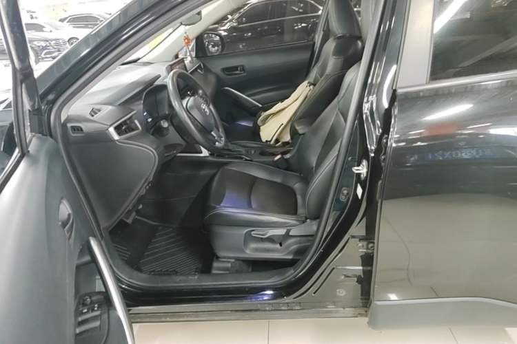 Used Toyota Corolla Cross 2022 2.0L Pioneer Edition Left Front Seat