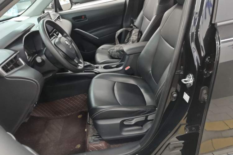 Used Toyota Corolla Cross 2022 2.0L Pioneer Edition Left Front Seat