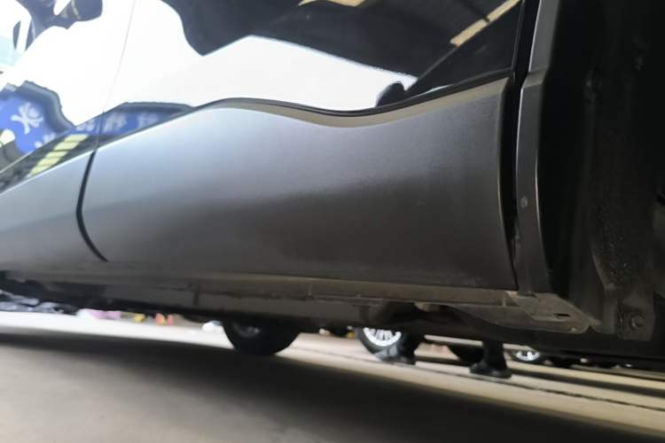 Used Toyota Corolla Cross 2022 2.0L Deluxe Edition Left Side Sill