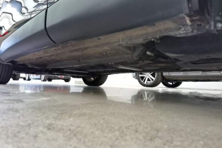 Used Toyota Corolla Cross 2022 2.0L Elite Edition Left Side Sill
