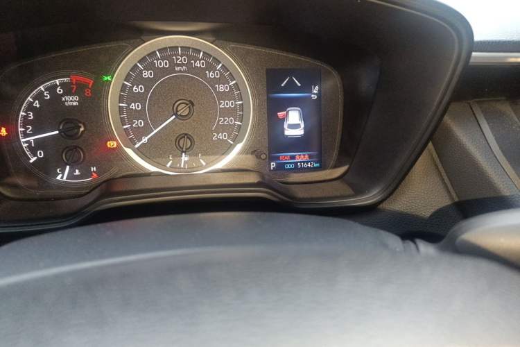 Used Toyota Corolla Cross 2022 2.0L Pioneer Edition Odometer Close Up