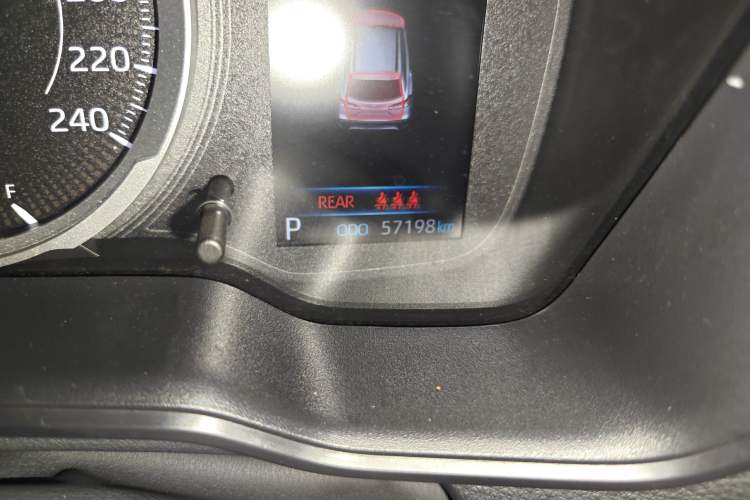 Used Toyota Corolla Cross 2022 2.0L Pioneer Edition Odometer Close Up