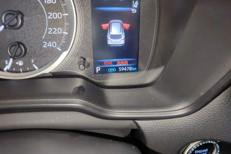 Used Toyota Corolla Cross 2022 2.0L Luxury Edition Odometer Close Up