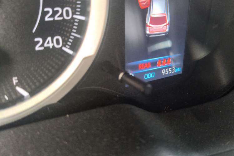 Used Toyota Corolla Cross 2022 2.0L Pioneer Edition Odometer Close Up