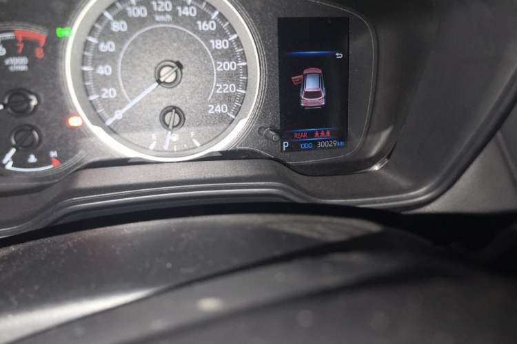 Used Toyota Corolla Cross 2022 2.0L Pioneer Edition Odometer Close Up