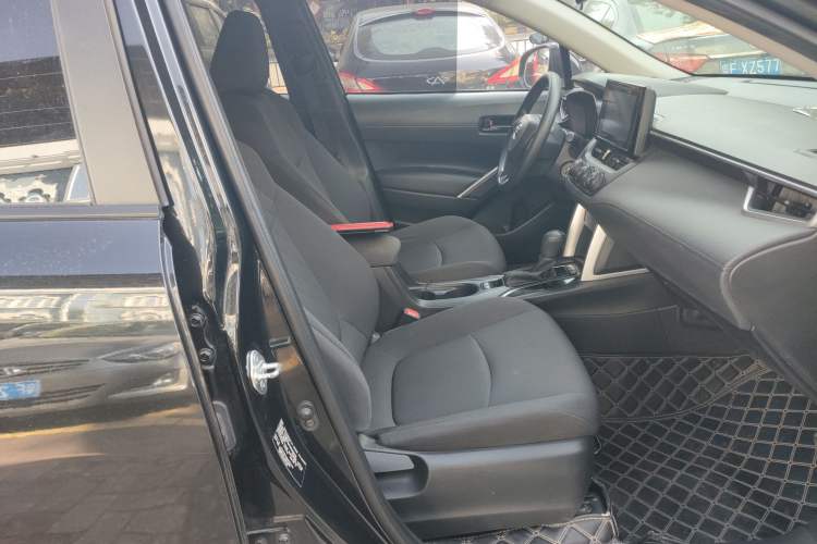 Used Toyota Corolla Cross 2022 2.0L Pioneer Edition Right Front Seat