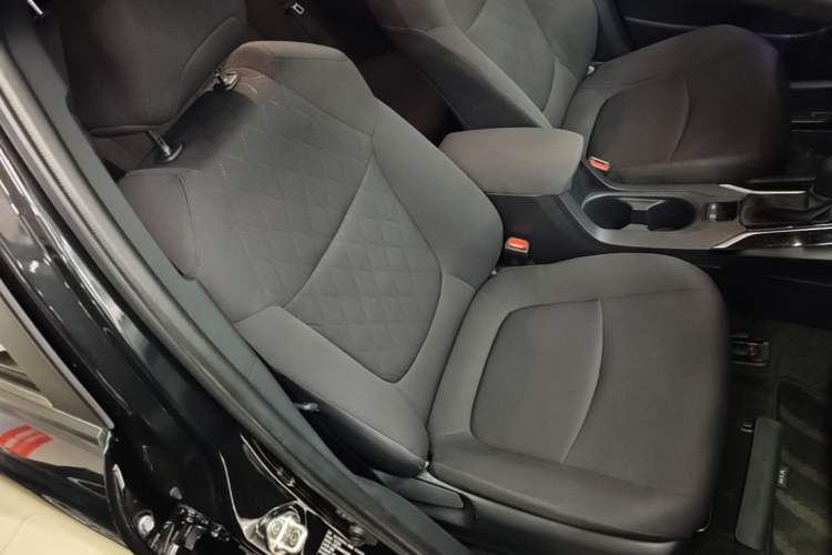 Used Toyota Corolla Cross 2022 2.0L Elite Edition Right Front Seat